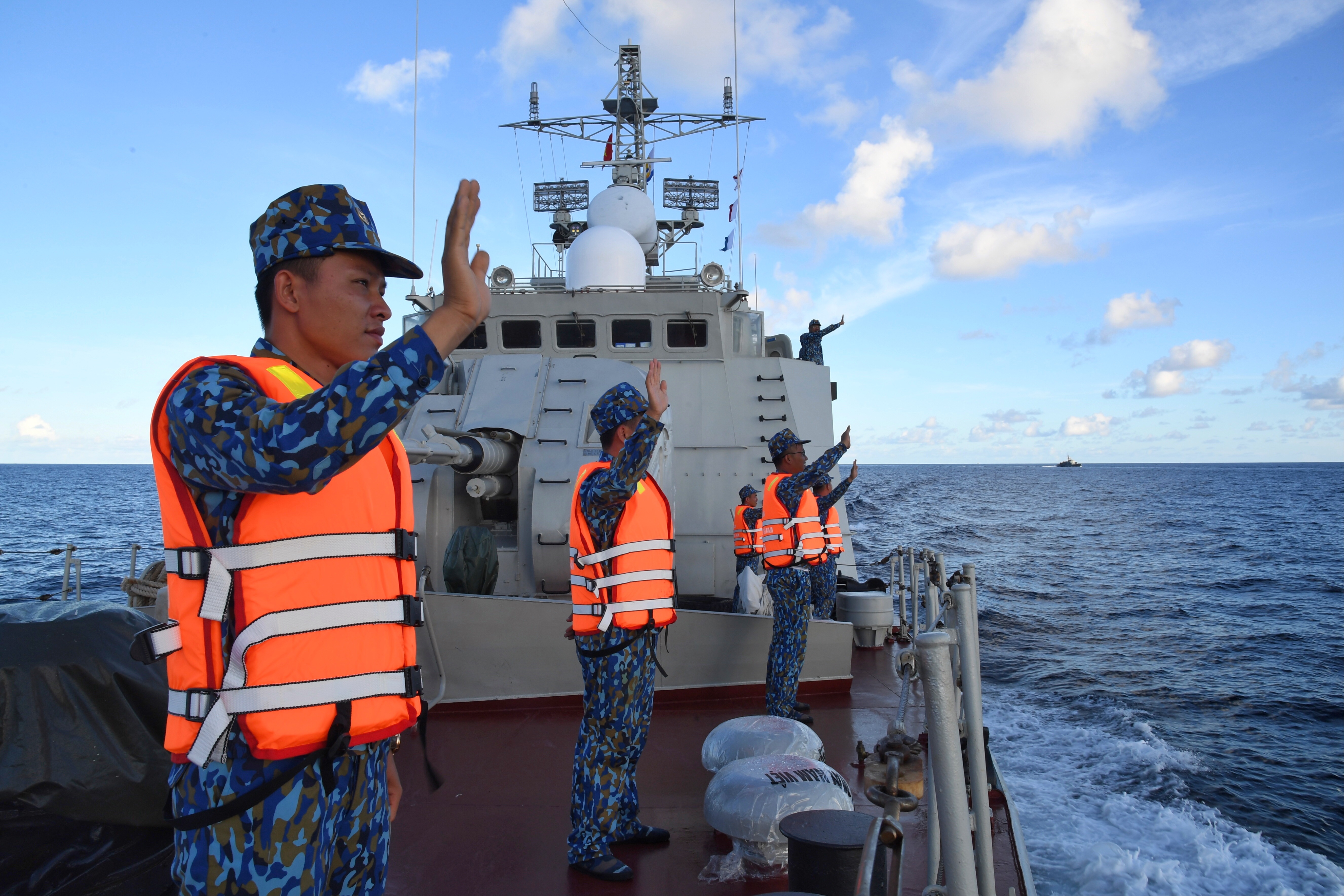 Hải quân nhân dân Việt Nam và Hải quân Hoàng gia Thái Lan hoàn thành chuyến tuần tra chung lần thứ 43